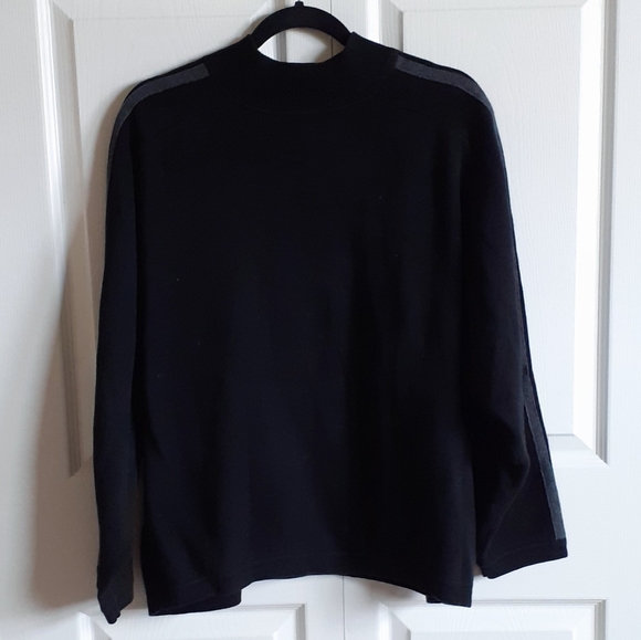 Eddie Bauer Black Sweater - Picture 3 of 7